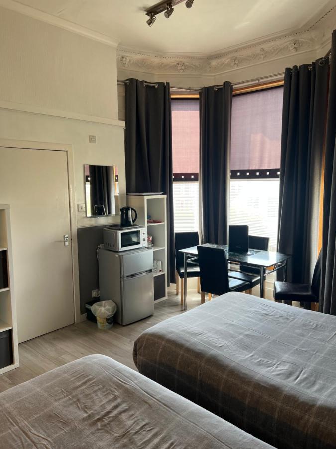 Mccoinnich Rooms Dundee Exteriér fotografie
